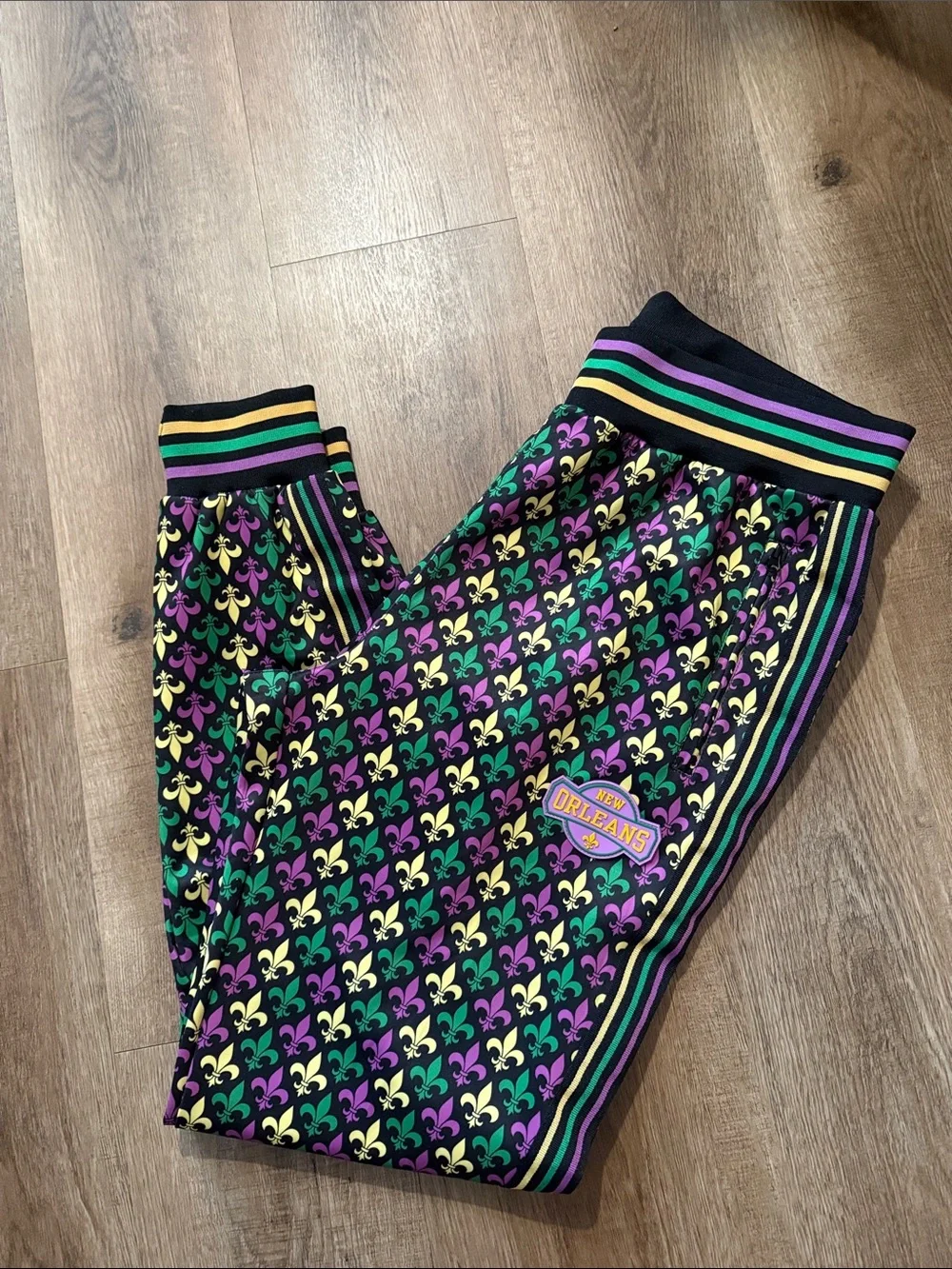 Desiree Collection NOLA fleur-de-lis print jogger pants size XL - Picture 3 of 14